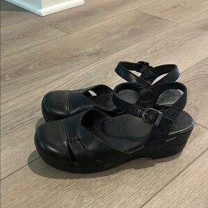 Dansko Black Sandals Closed Toe Comfort